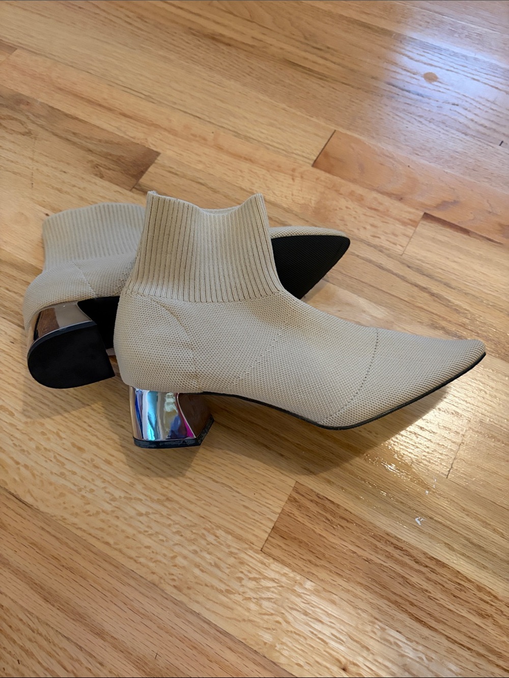 NWOT Cream Knit Sock Boots with Metallic Block Heel - Size 9